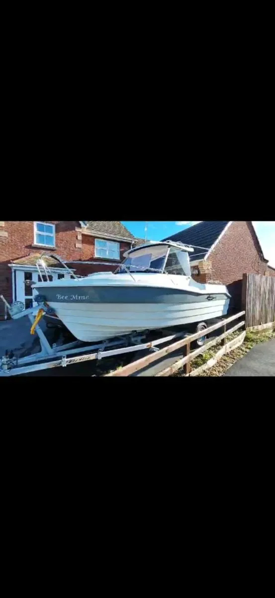 Pilothouse weekender boat Swordfish 540 - Image 4