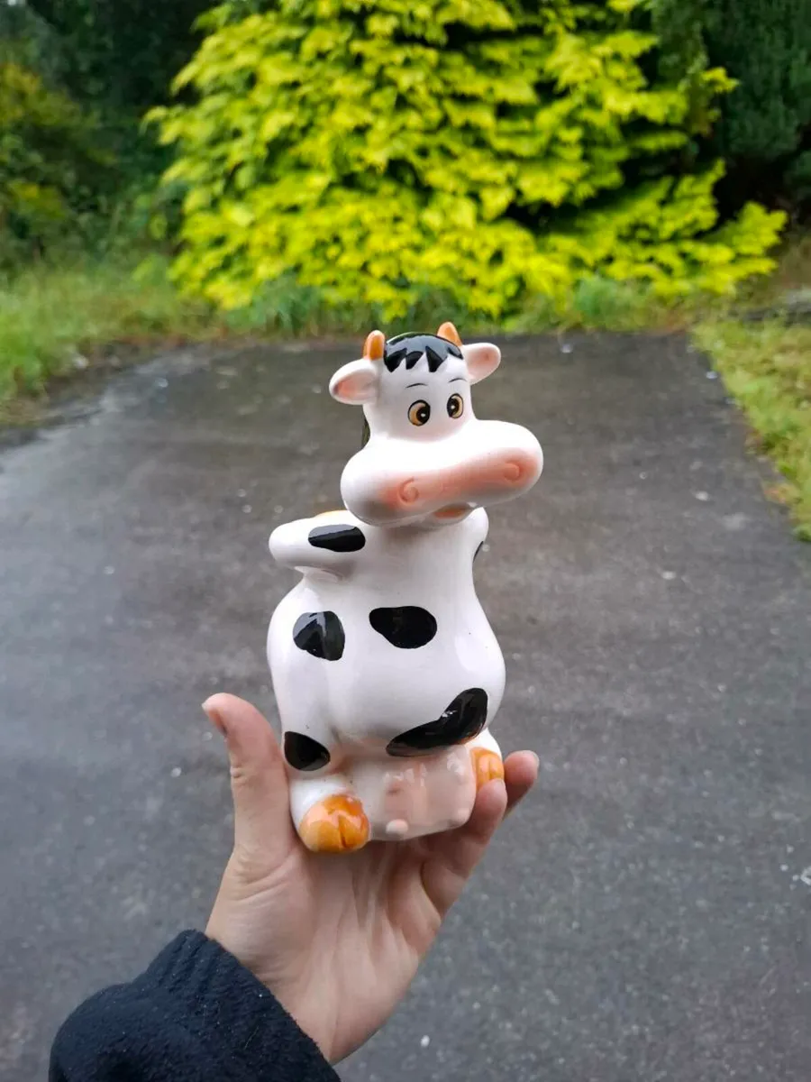 Cow cutlery holder postage possible - Image 1