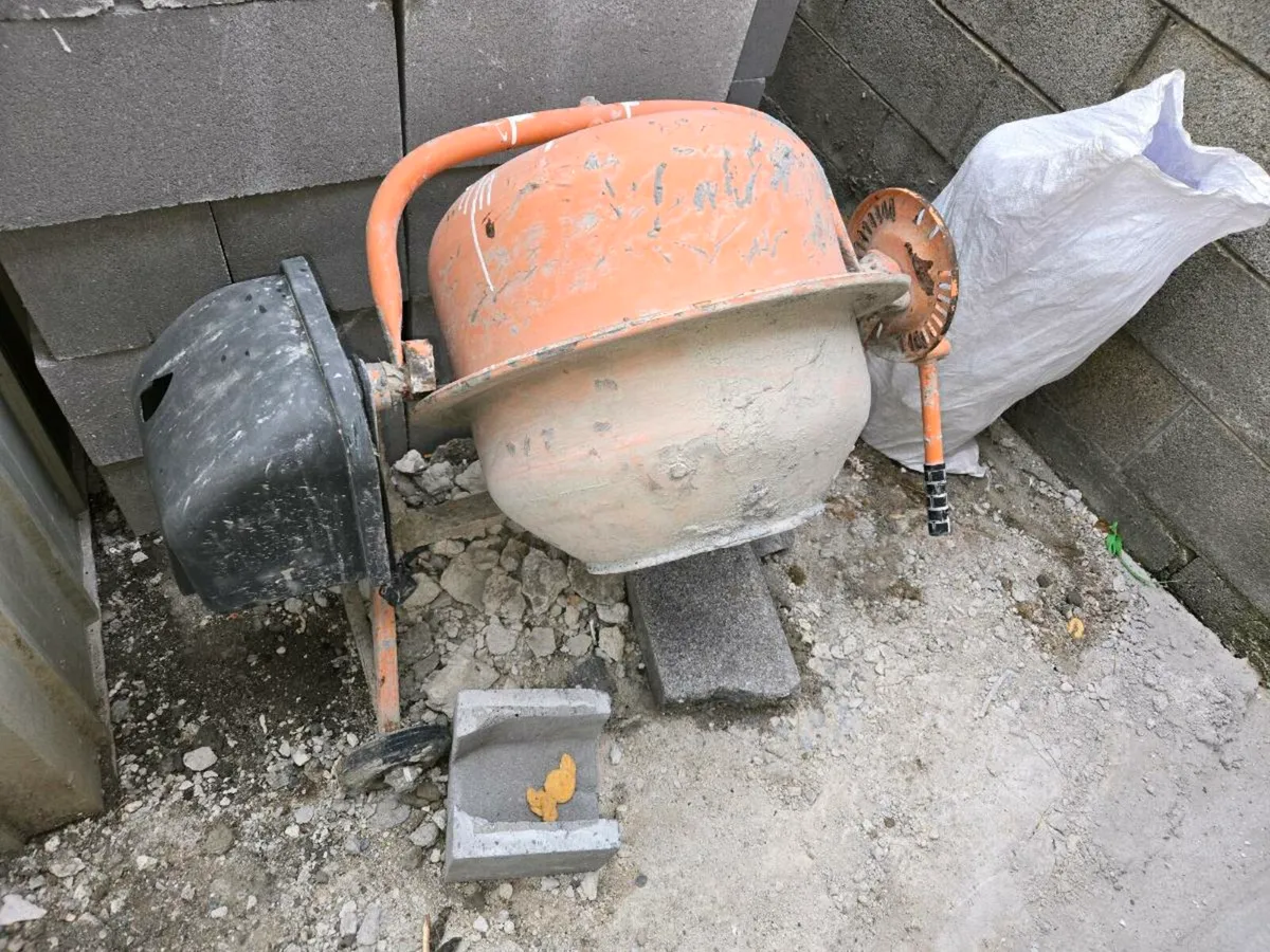 Electric concrete mixer - Image 2