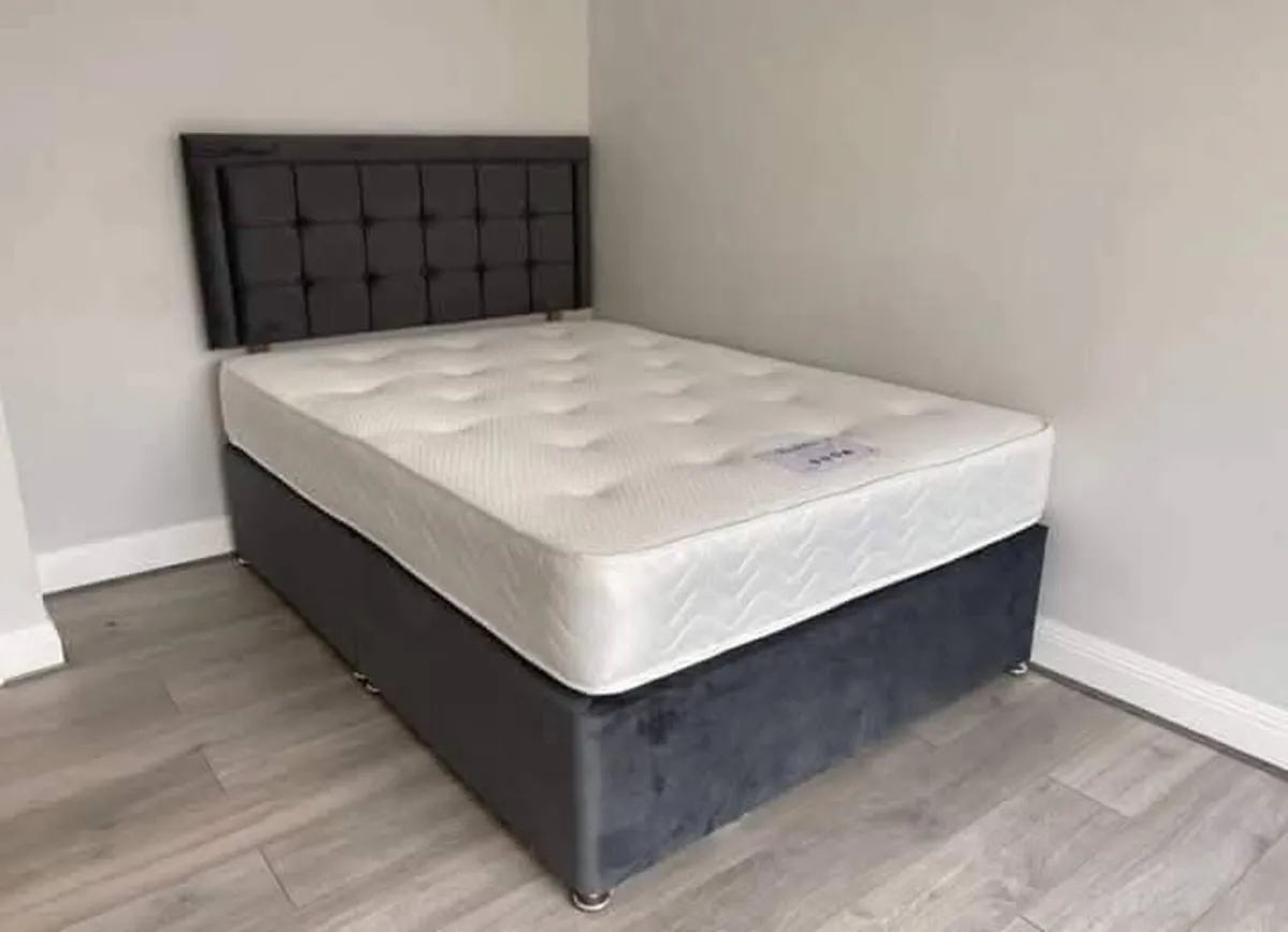 Cash on Delivery Beds Mattress
Brand new beds with - Image 1
