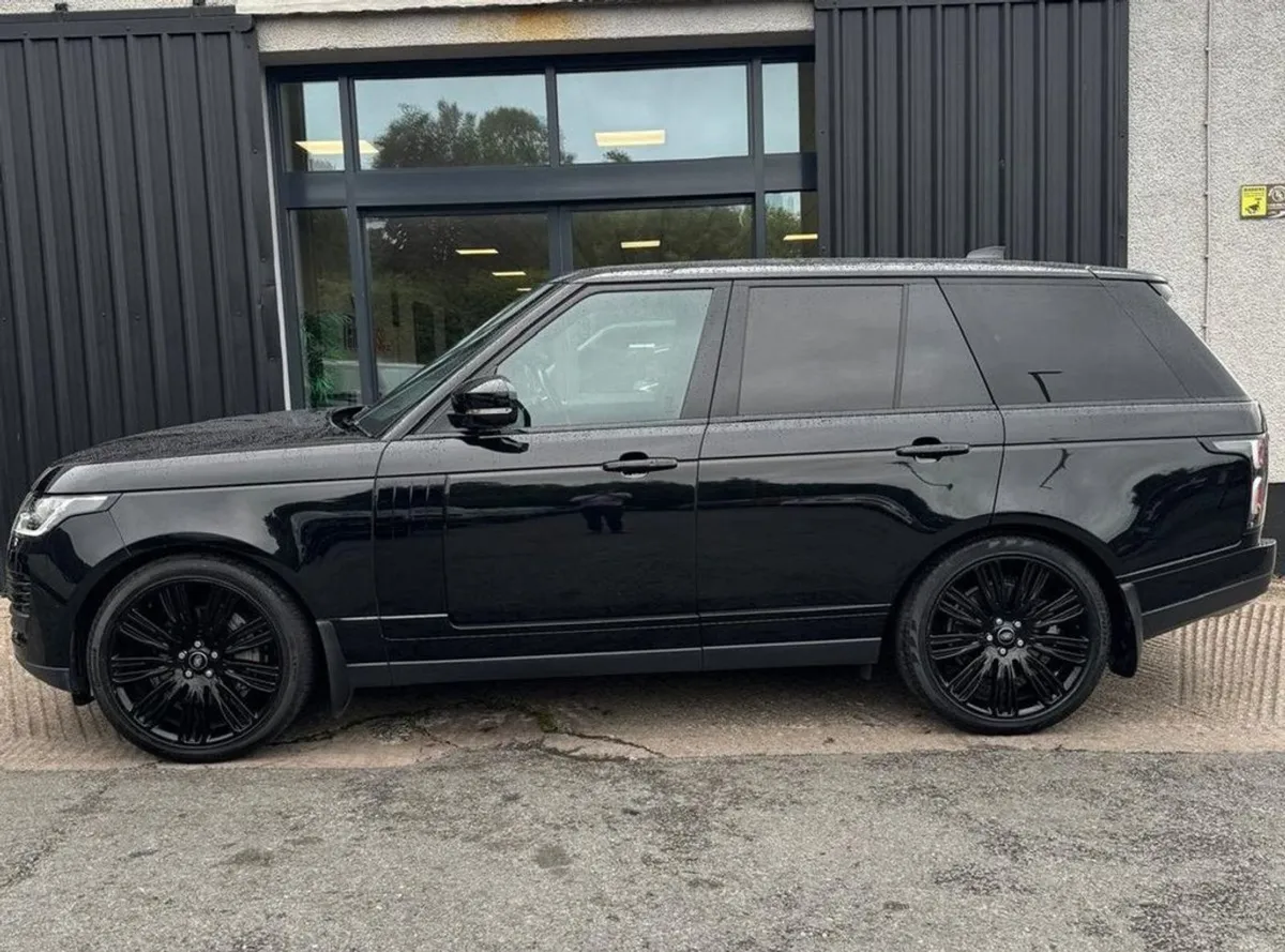 Land Rover Range Rover 3.0 D300 Mhev Westminster - Image 4