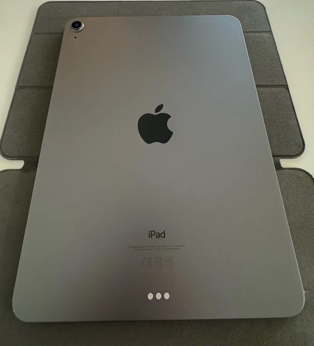 iPad Air 4th Generation - Image 2