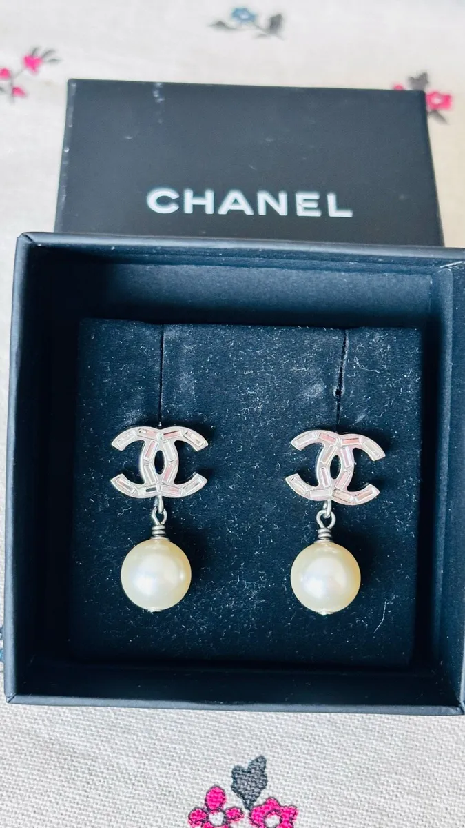 Chanel Earrings - Image 1