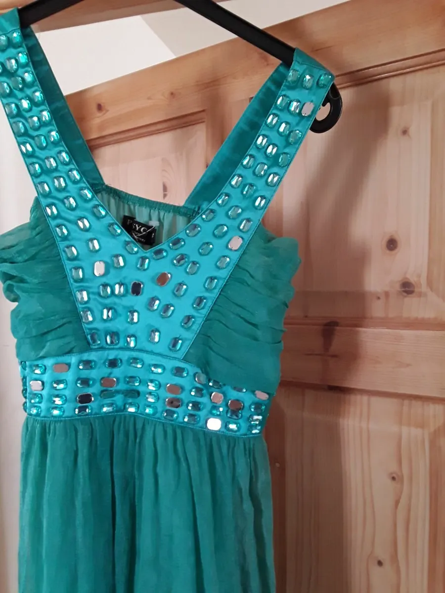 Ladies top as new size 8 - Image 2
