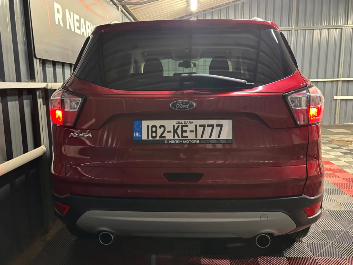 2018 182 Ford  1.5 Diesel Manual Titanium - Image 2