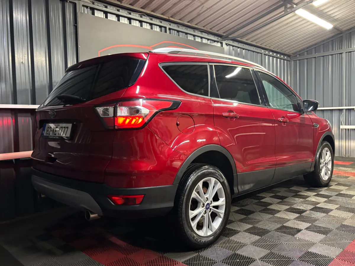 2018 182 Ford  1.5 Diesel Manual Titanium - Image 3