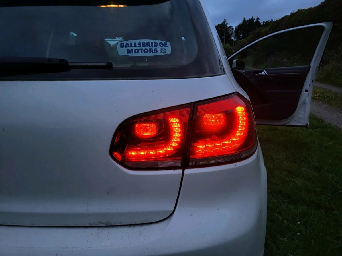 Volkswagen Golf 2012 - Image 3
