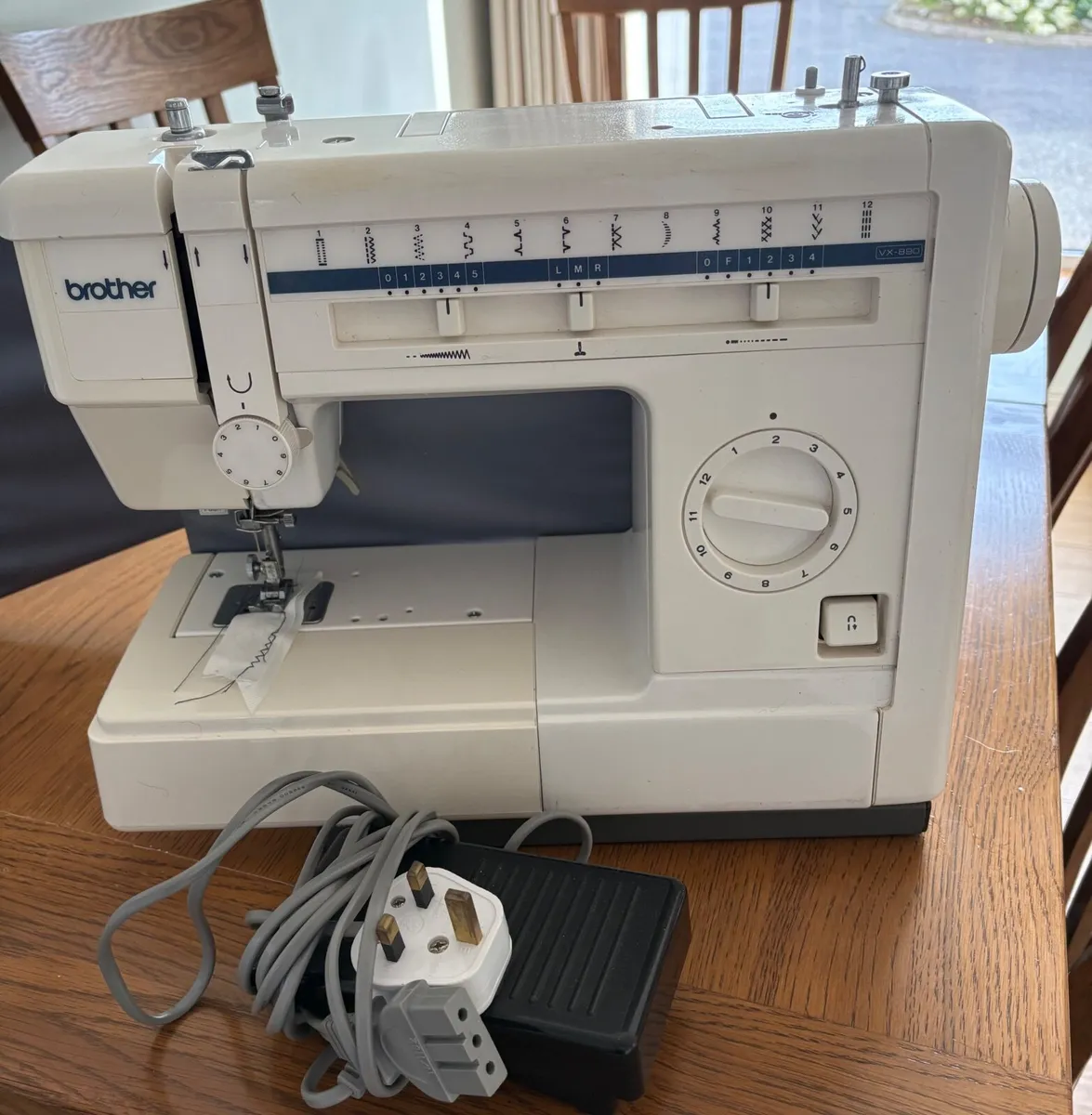 Sewing machine - Image 1