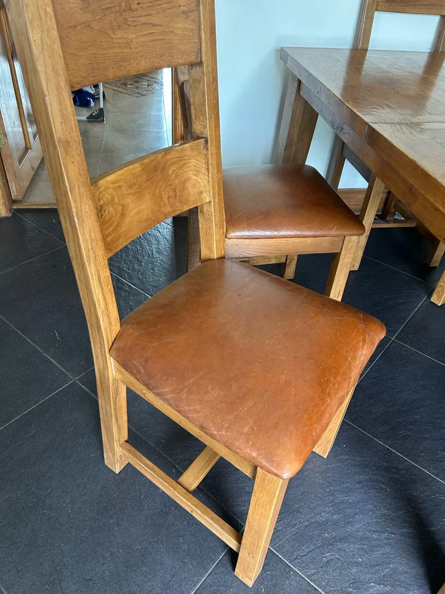 Dinning Table Set - Image 4