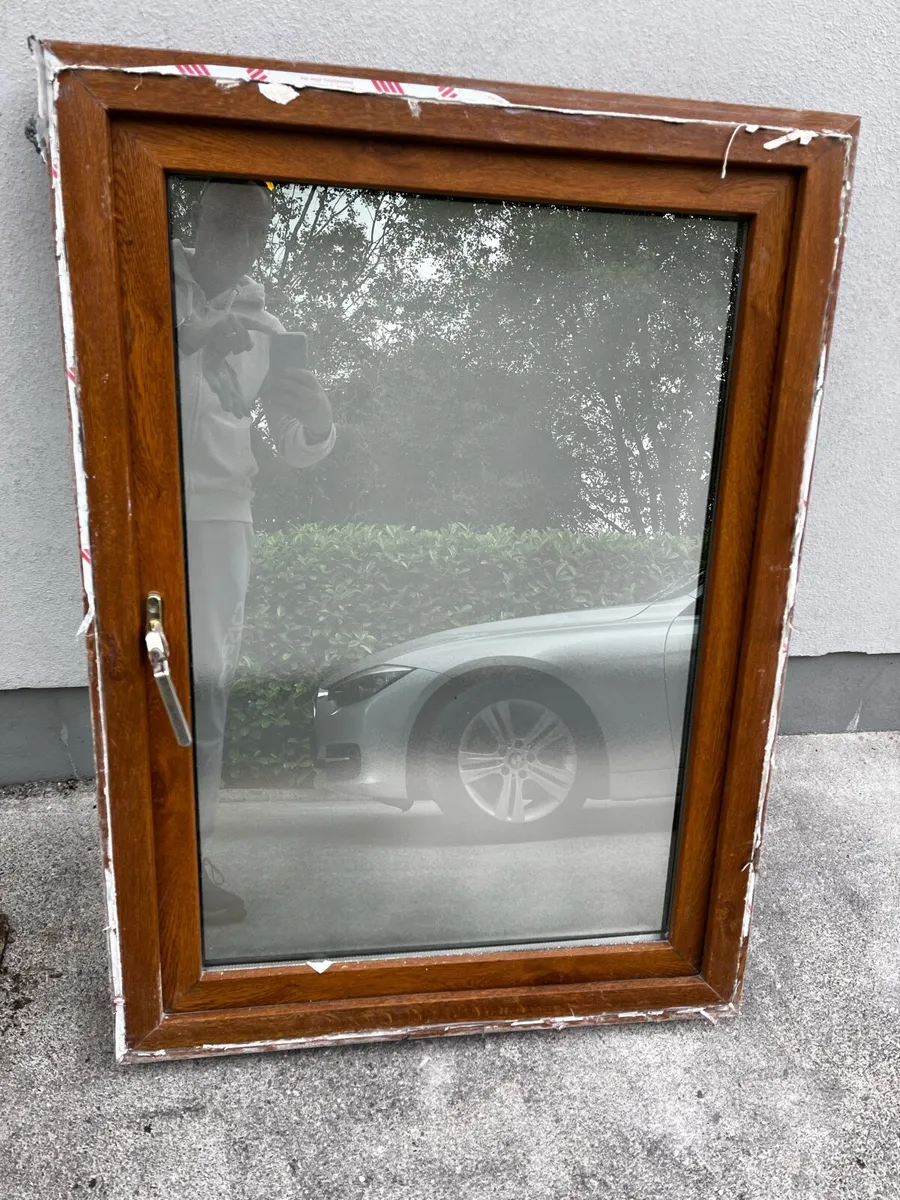 Window- Golden Oak, blur glass - Image 2
