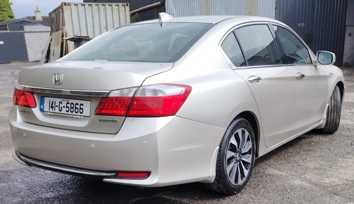 Honda Acord Hybrid - Image 4