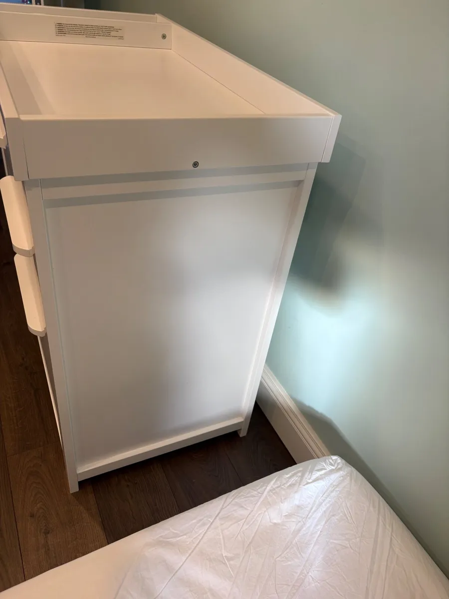 Mama and Papa’s Changing Table - Image 4