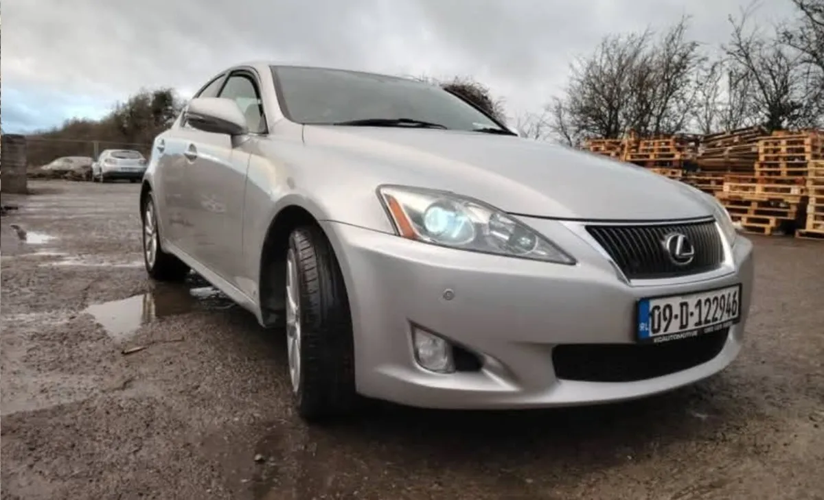 Lexus is - Image 4