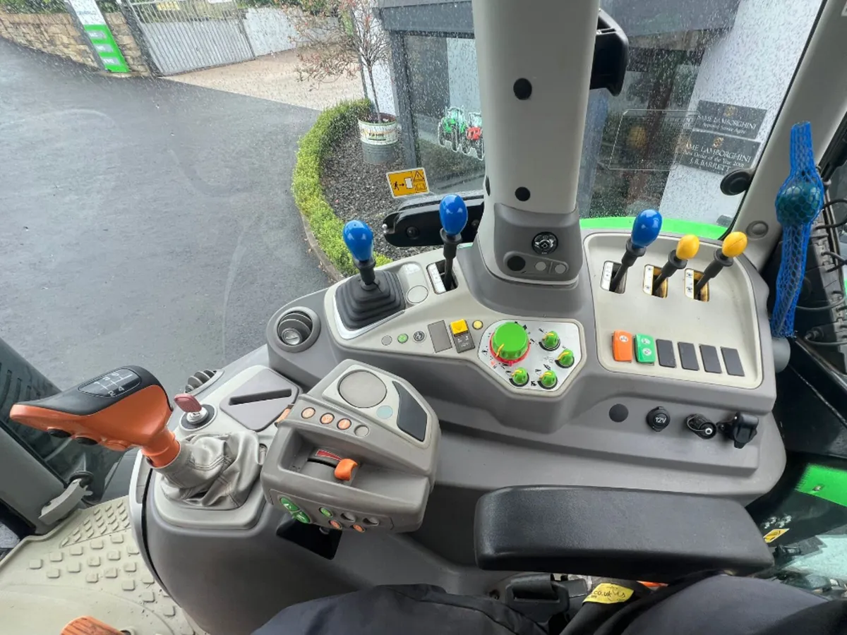 2018 Deutz-Fahr 6155.4 Powershift only 2250 hrs - Image 4