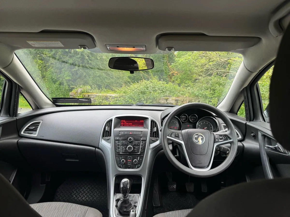 2015 Opel Astra 1.4 NEW NCT LOW MILEAGE - Image 4