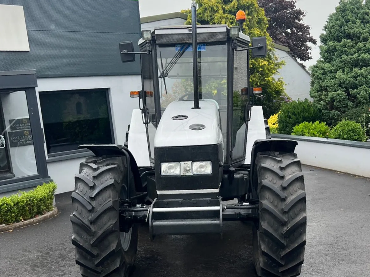 tractor - Image 4
