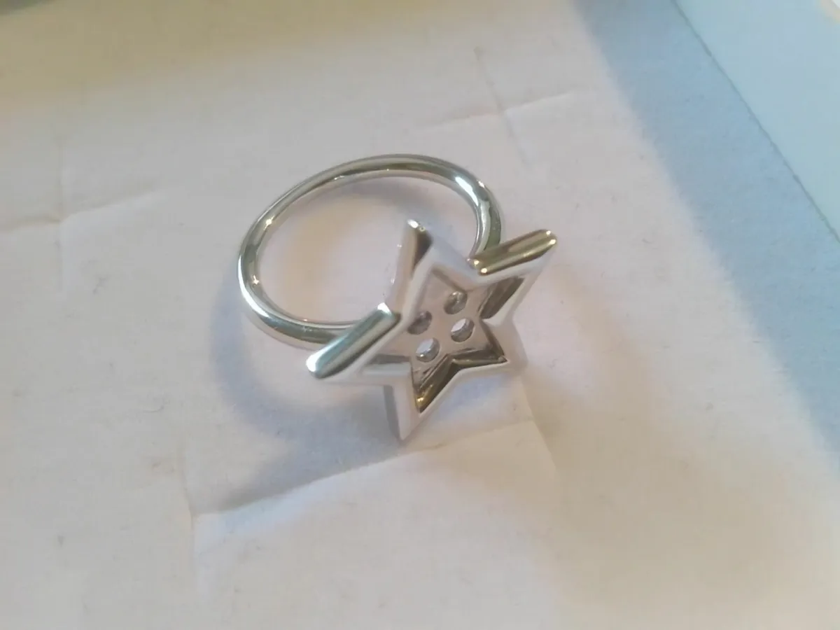 STERLING SILVER LARGE  STAR RING SIZE N NEW - Image 3
