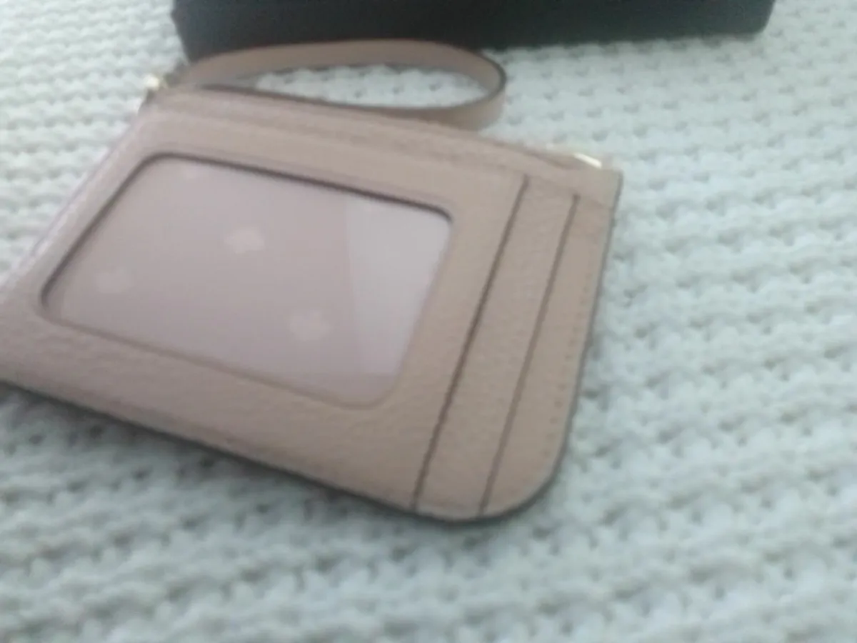 KATE SPADE LEATHER CARD/ COIN HOLDER NEW - Image 2