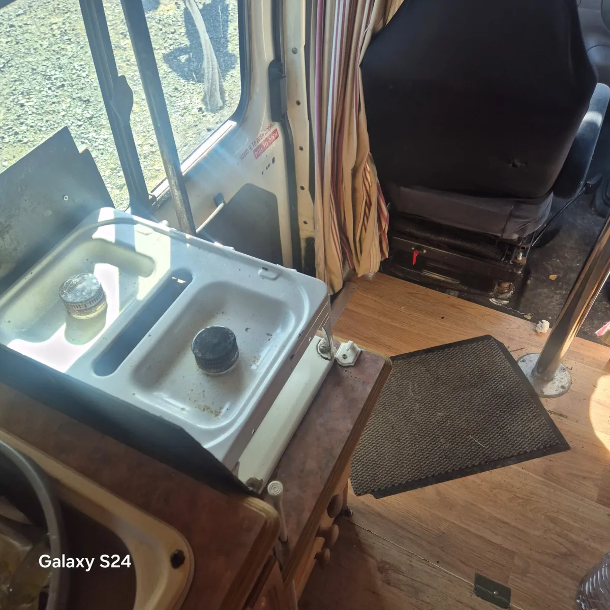 Ford camper van 2005 - Image 3