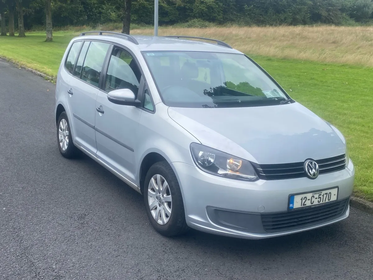 2012 VW Touran TDi, 7 Seats , 1 Previous Owner - Image 4