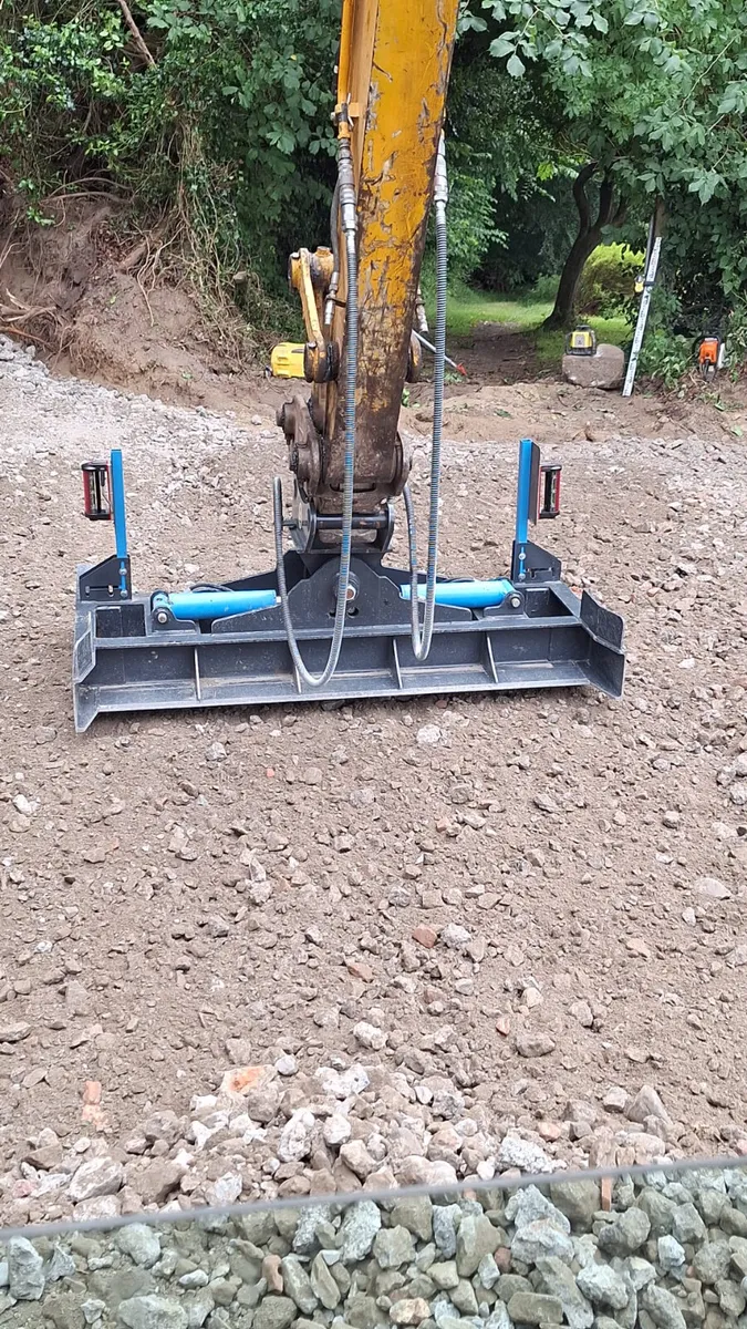 Excavator Tilt Beams - Image 1