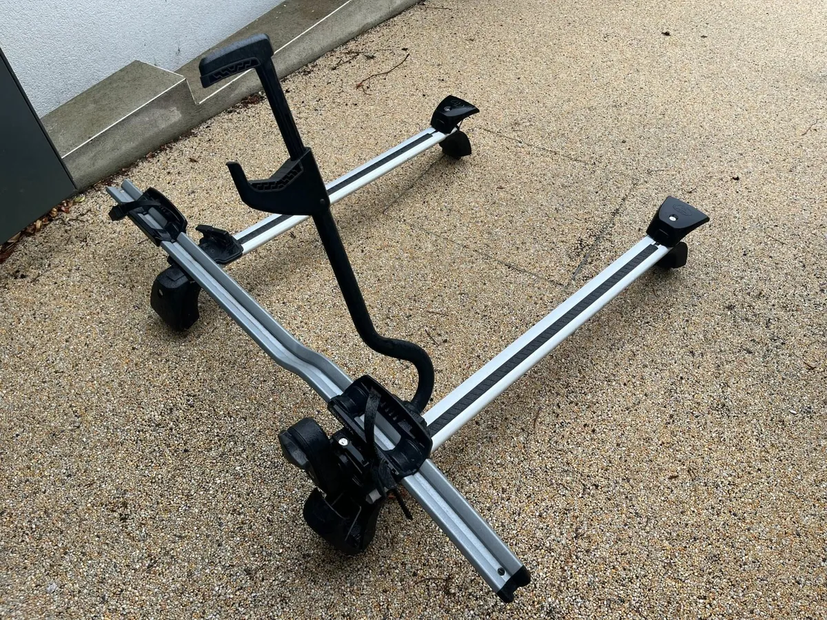 Toyota Roof Rack and Bike Carrier - Image 4
