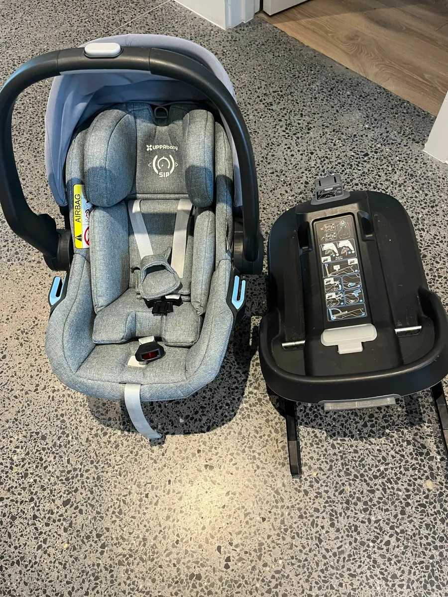 Uppababy Mesa Car Seat & Base - Image 1
