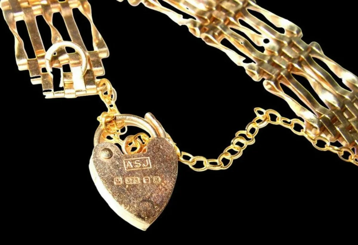 Vintage Hallmarked 9ct Gold Bracelet - Image 4
