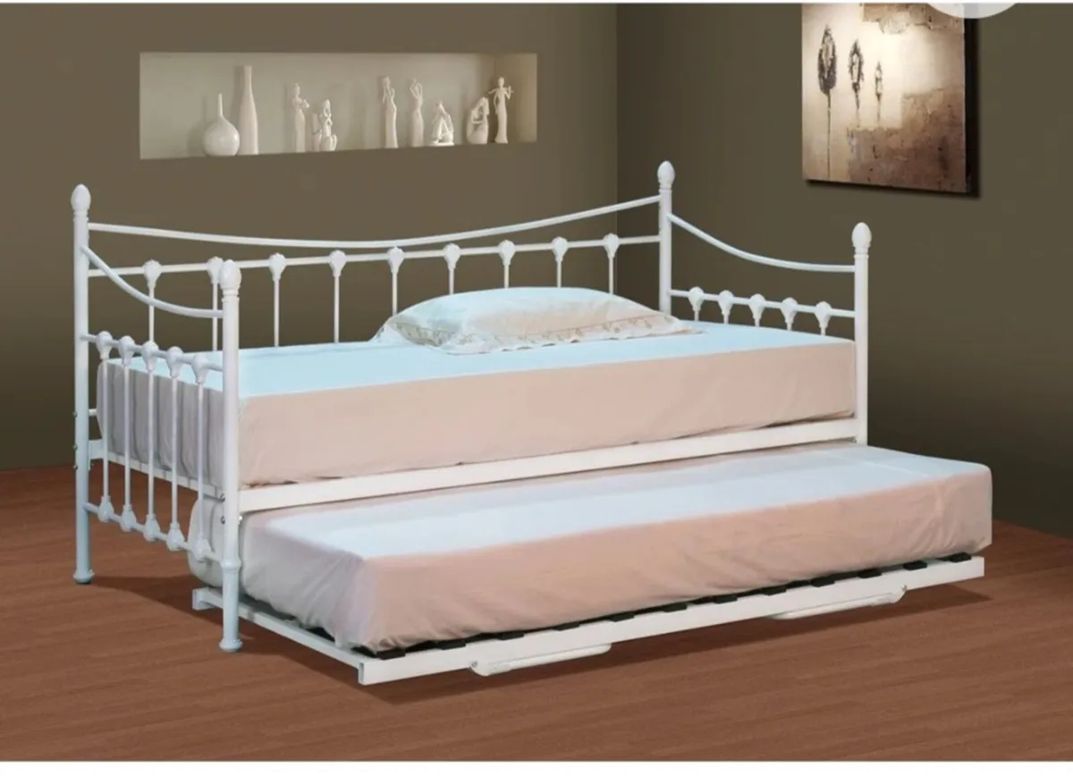 Beautiful day bed