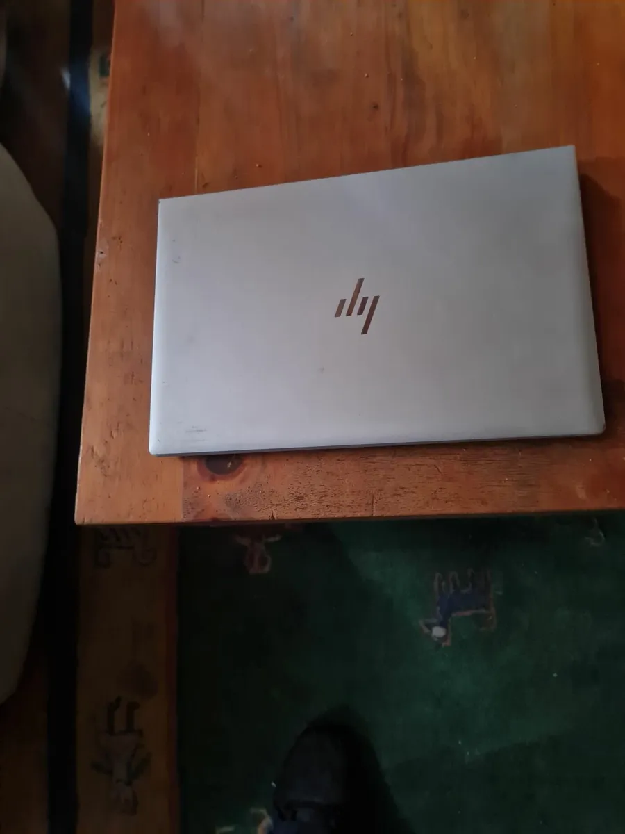 Laptop - Image 2