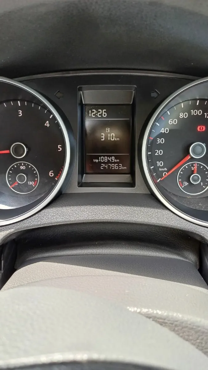 Volkswagen Golf 2011 - Image 4
