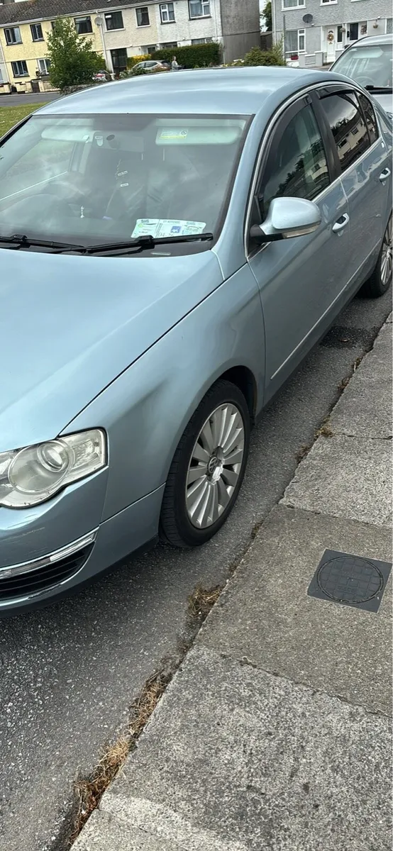 2009 VW Passat - Image 1