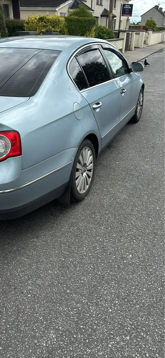2009 VW Passat - Image 2