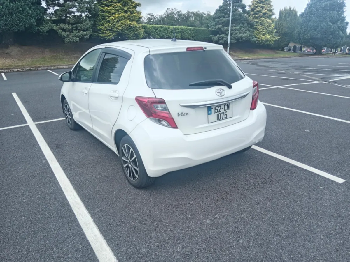 Automatic Toyota Yaris vitz - Image 1