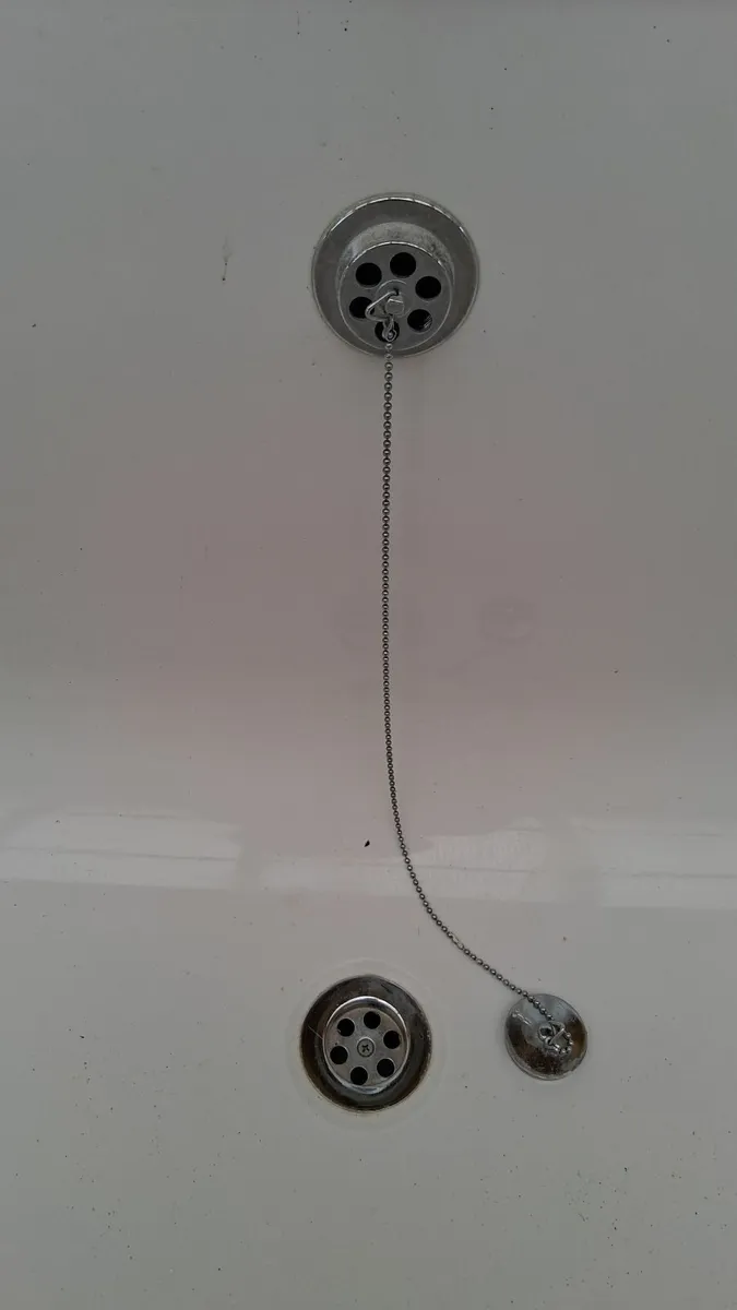 Bath and mixer tap - Image 3