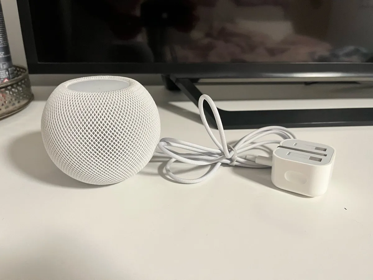 Apple Home Pod mini - Image 1