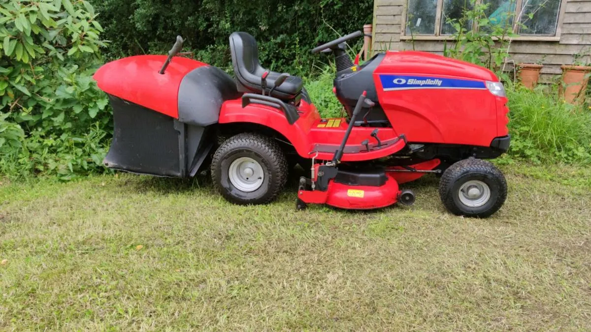 Garden simplicity Brandon ride on mower - Image 1