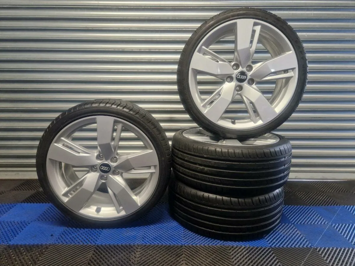Audi 19" **Original + 4 V. Good Tyres** - Image 1