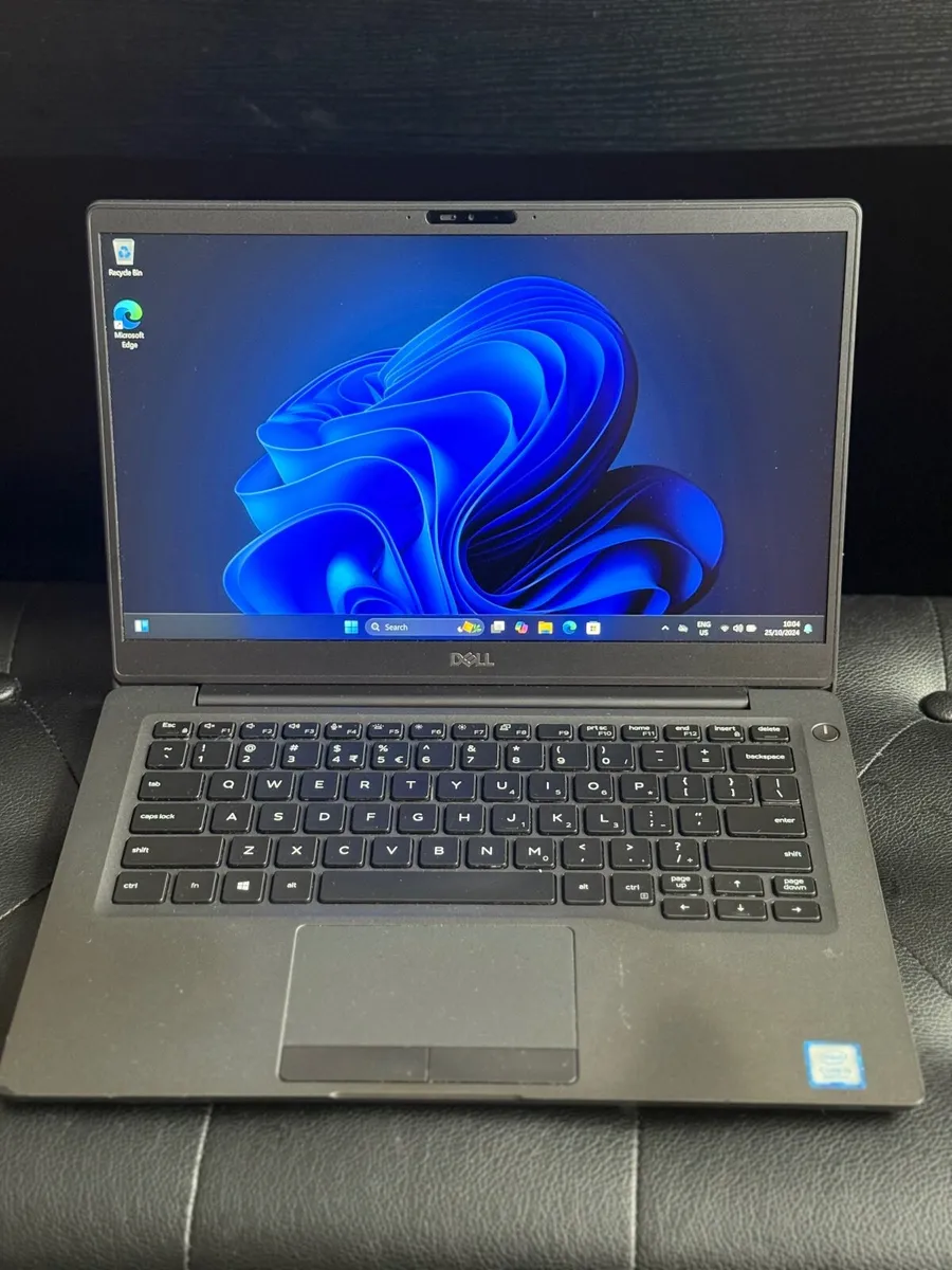 Dell Latitude 7300 Laptop i5/16GB/256SSD/FHD - Image 1