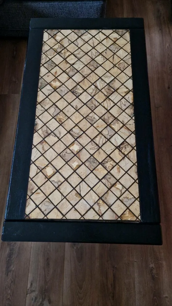 Coffeetable - Image 1