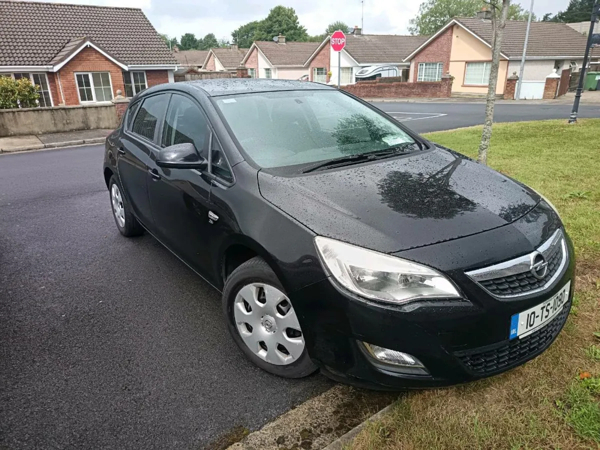 Opel astra s 1.4 petrol new nct - Image 1