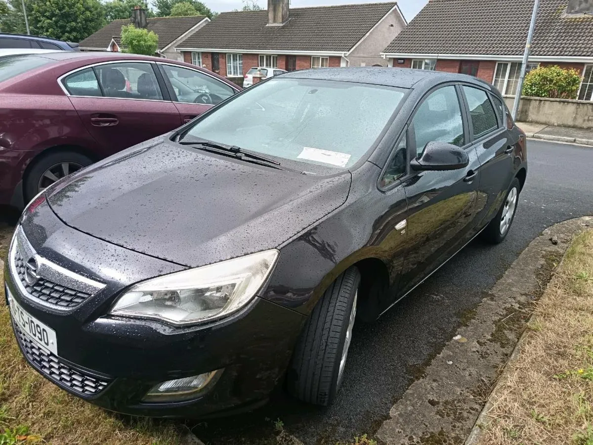 Opel astra s 1.4 petrol new nct - Image 4
