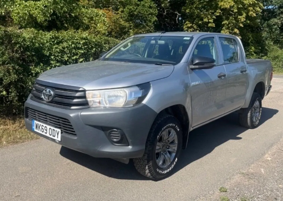 Toyota Hilux active 2019 . - Image 1