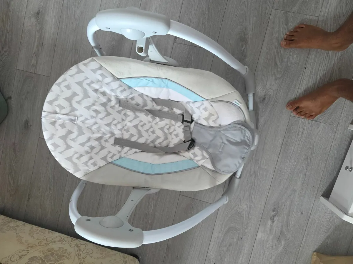 Baby swing - Image 4