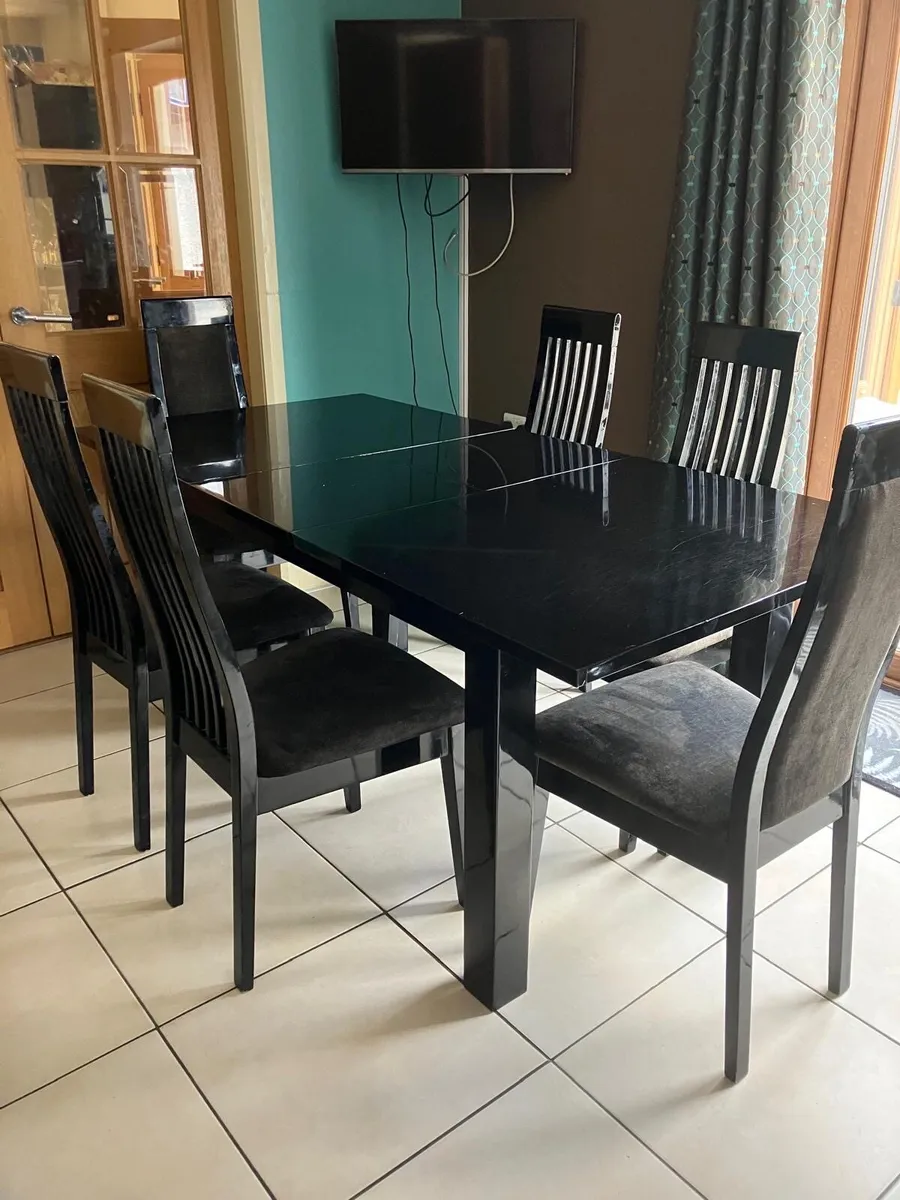 Dining Table - Image 2