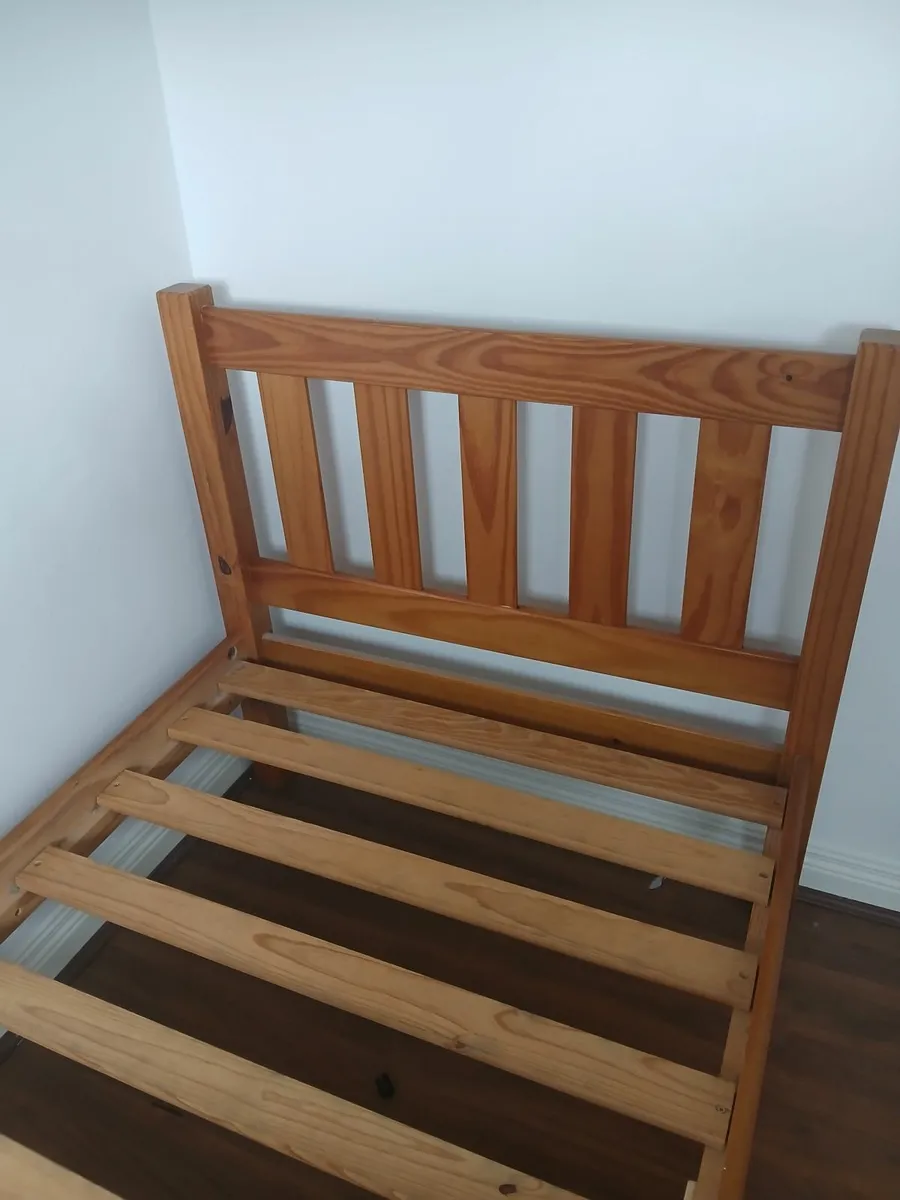Single  bed frame - Image 1