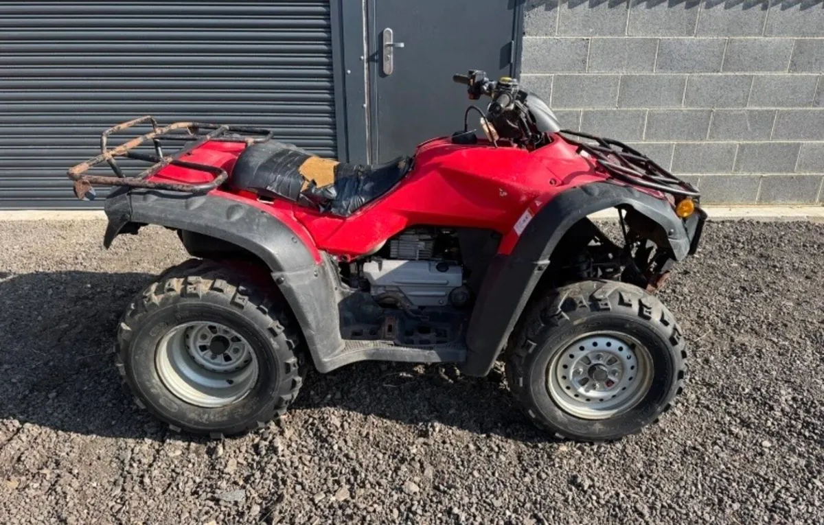 Honda 250 petrol quad - Image 4