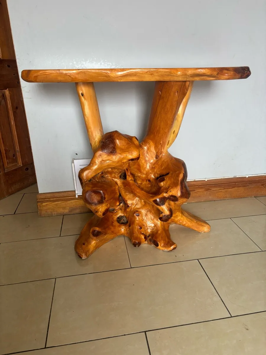 Console table - Image 1