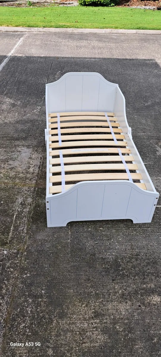 Kids beds €50 for both - Image 2