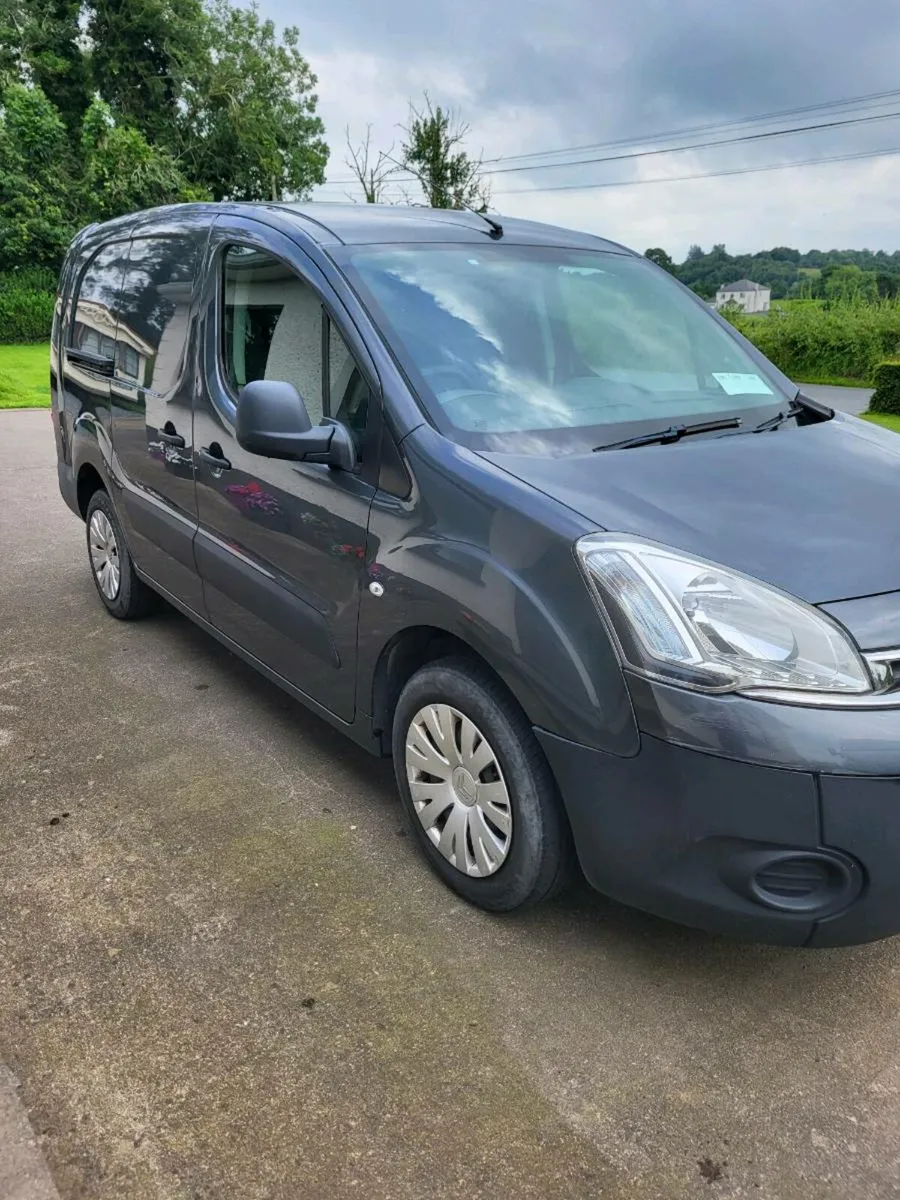 Berlingo - Image 1
